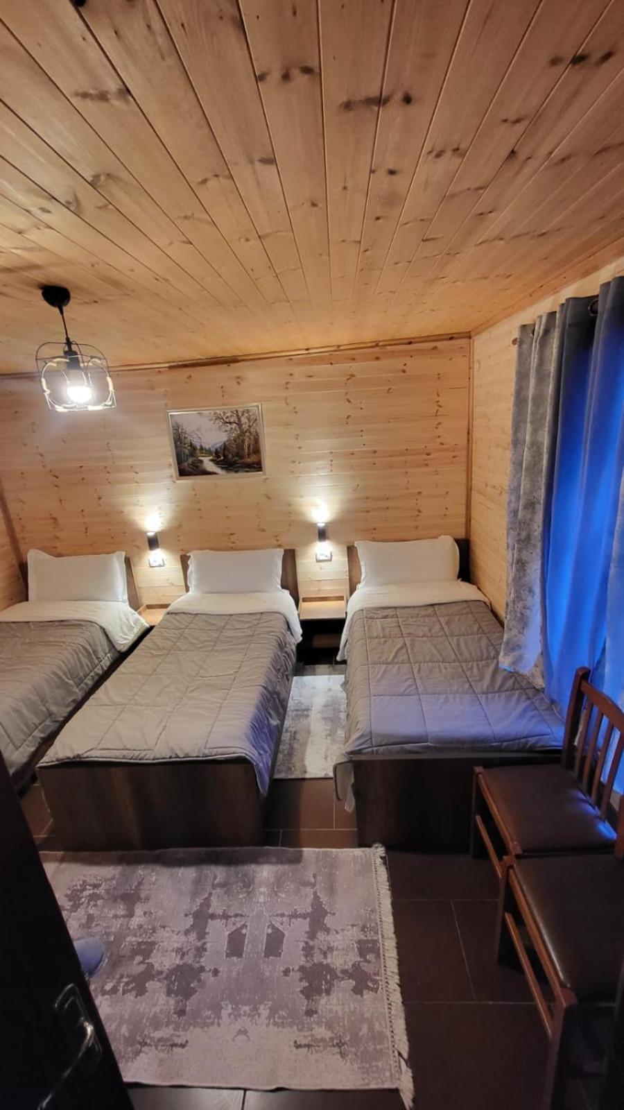Bujtina Pllumi Theth Bed & Breakfast Exterior foto